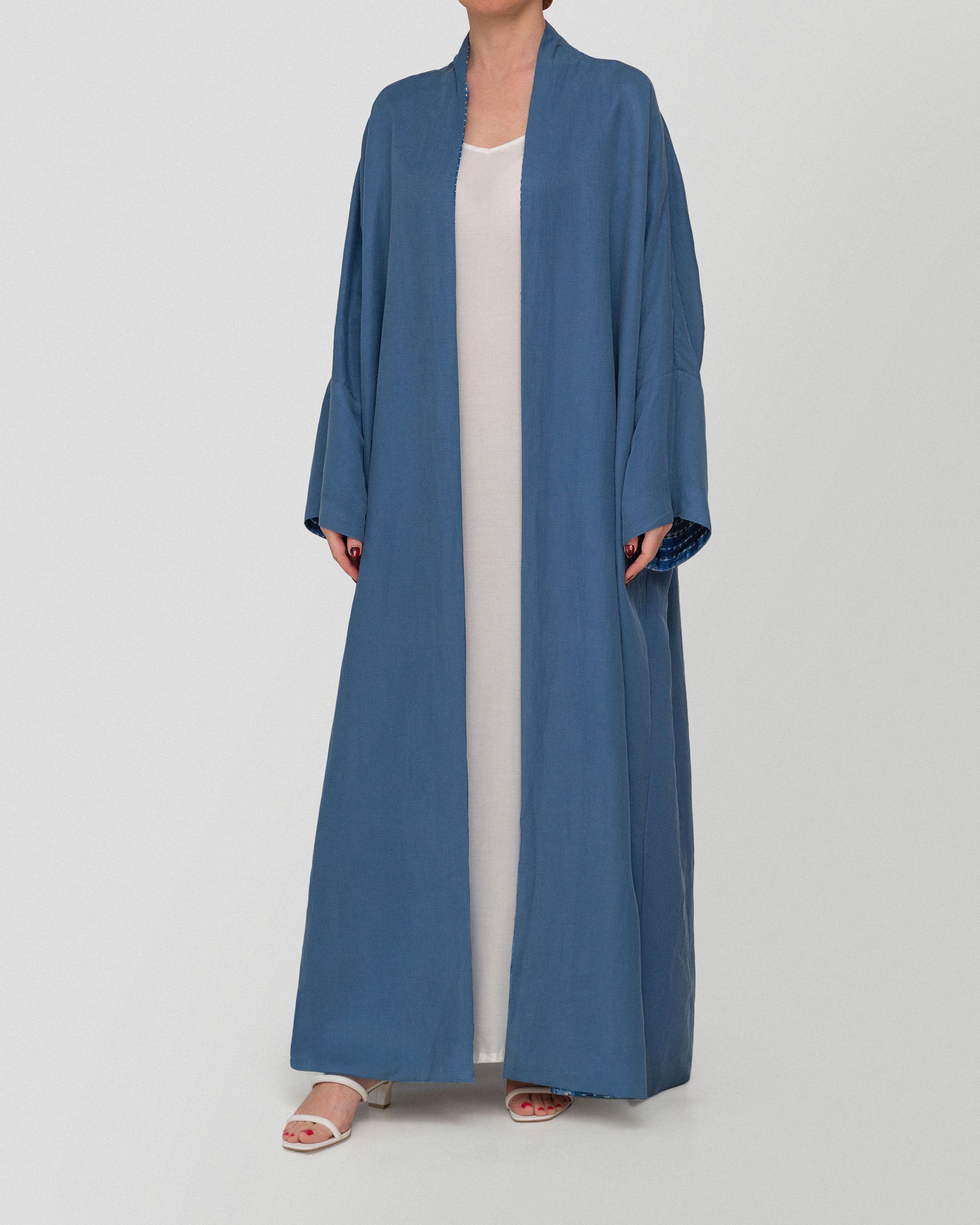 Midnight Bloom Abaya