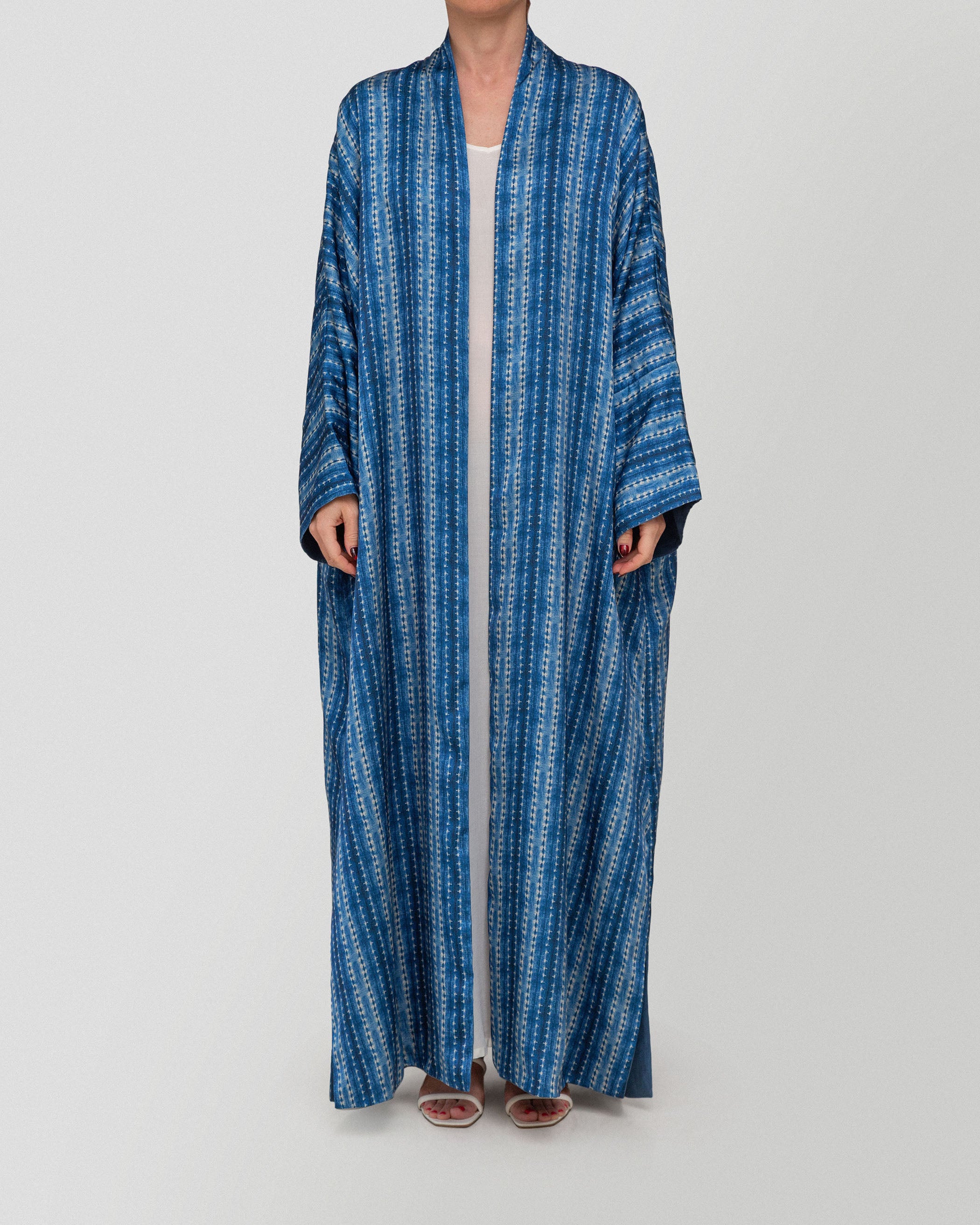 Midnight Bloom Abaya
