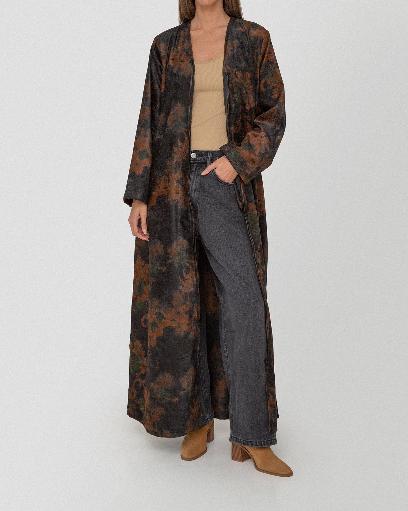 Moonlit Garden-zipper in Chestnut