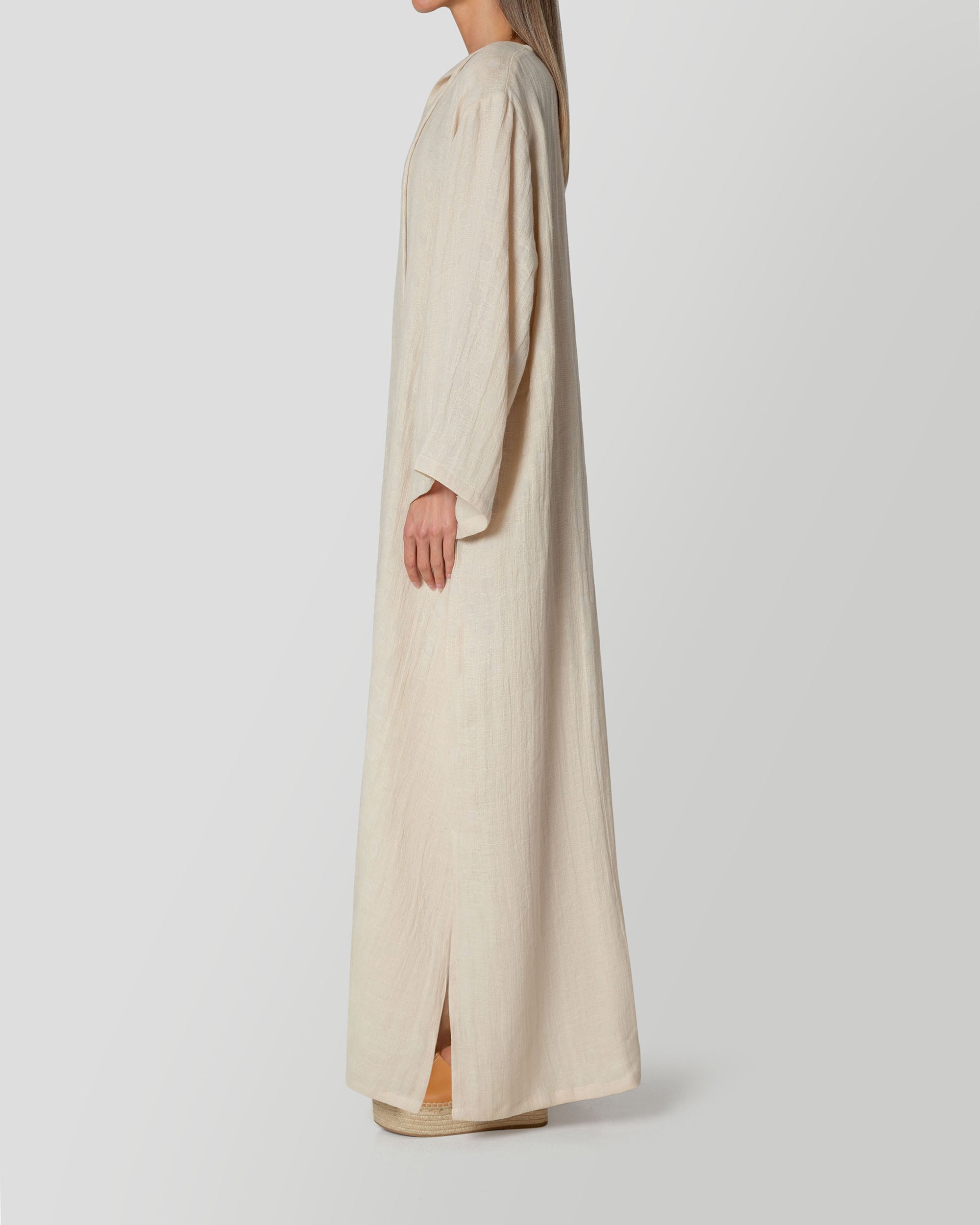 Mila Kaftan in Summer sand