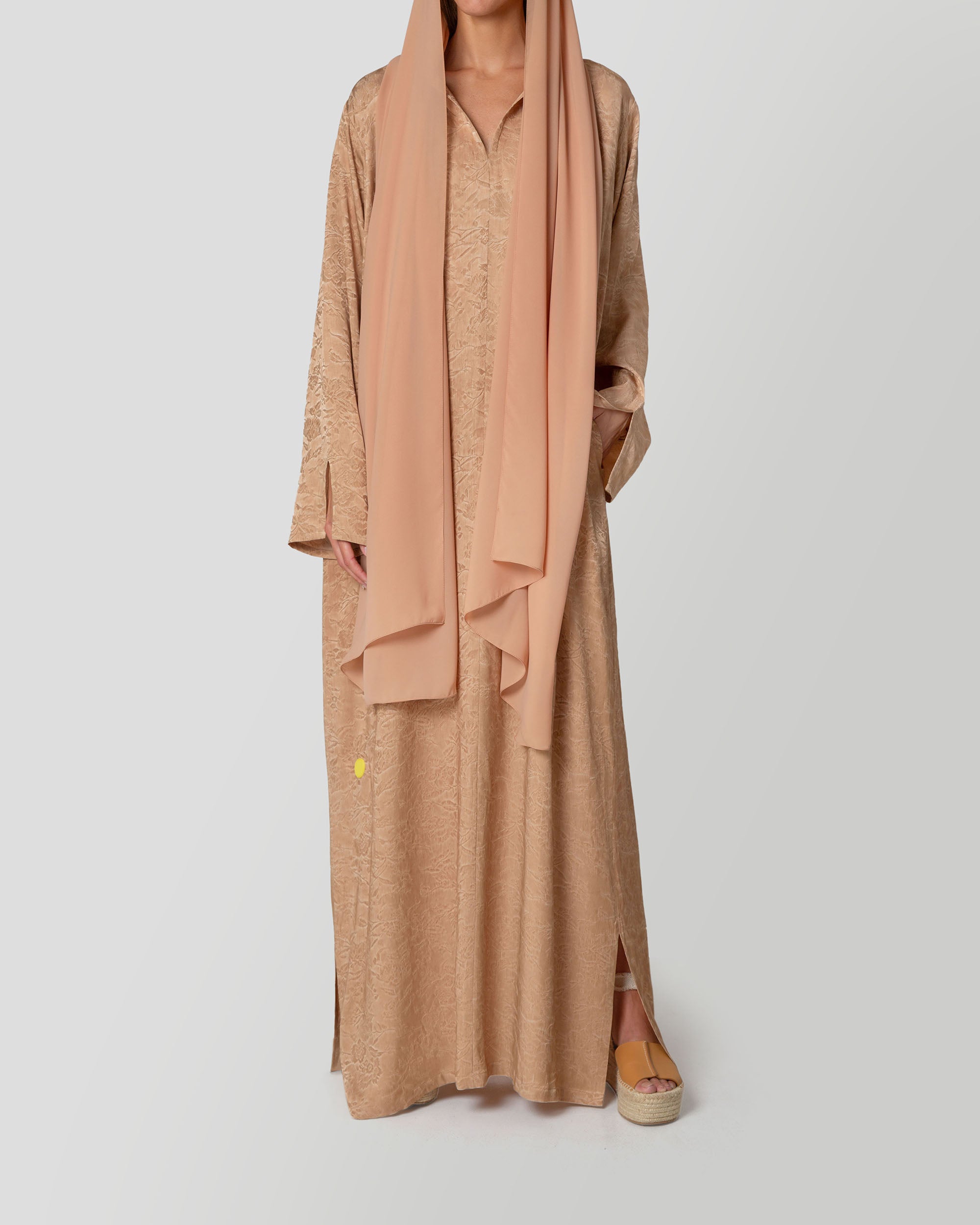 Naia Kaftan in Sienna