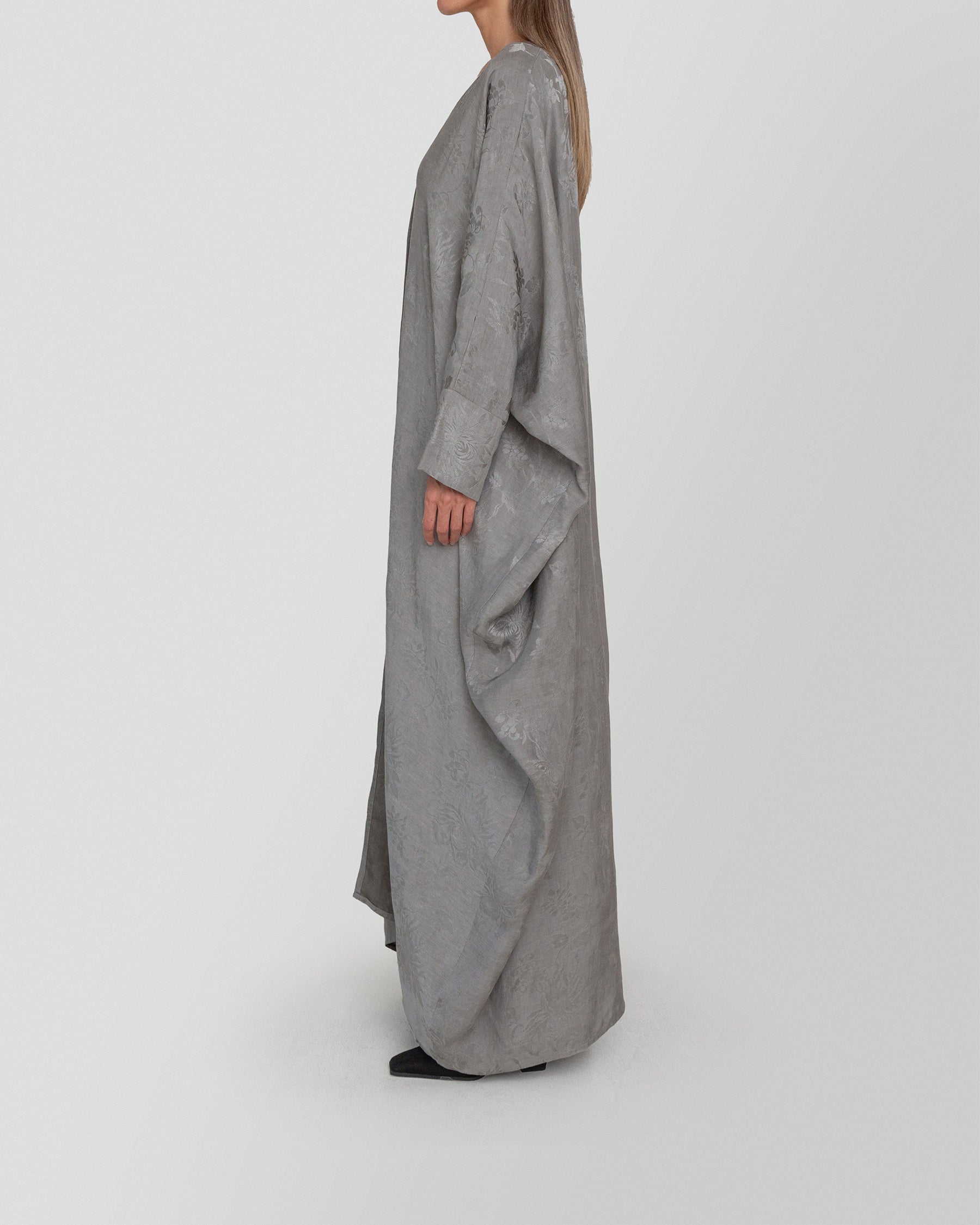 Maia Abaya in Charcoal