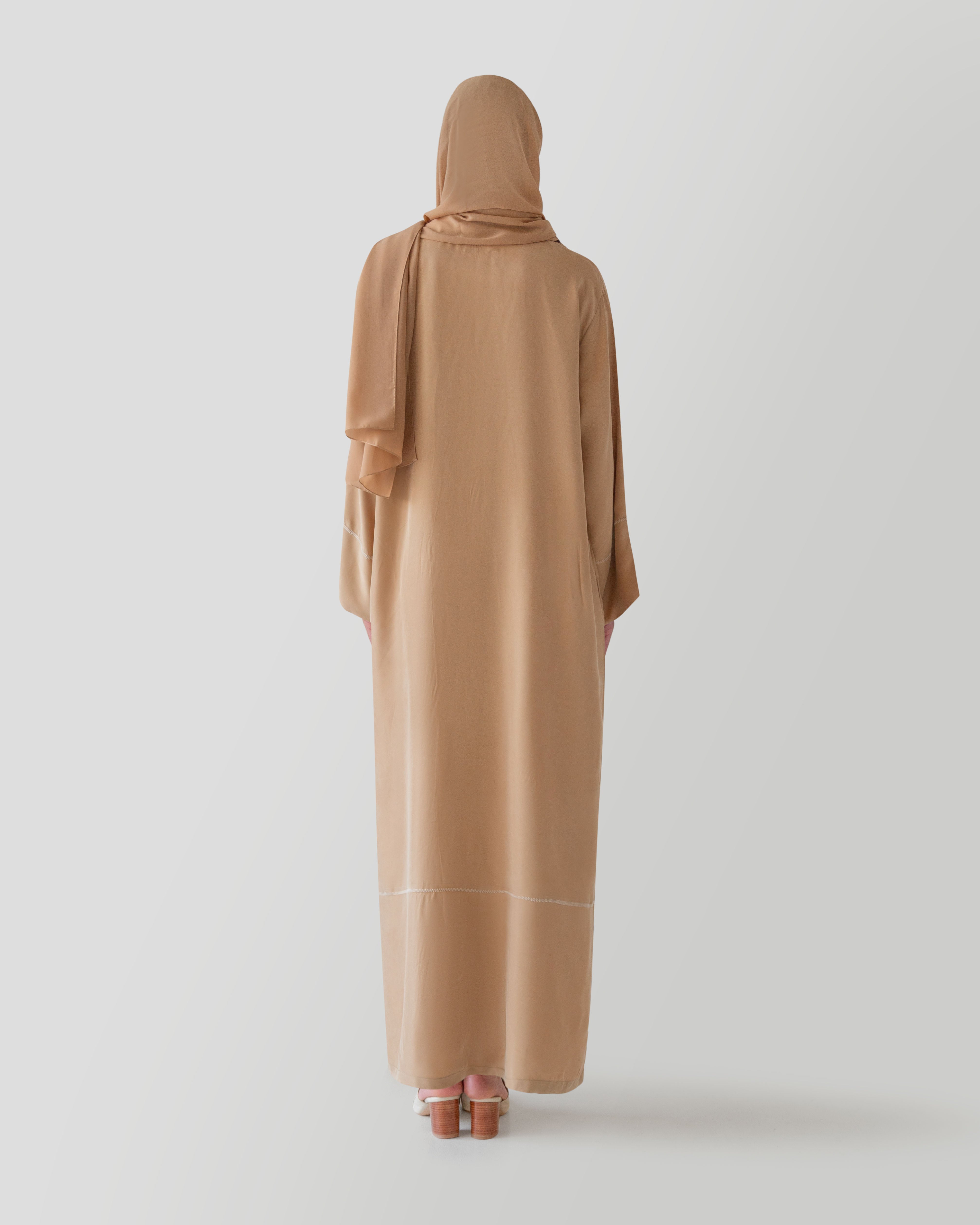 Eve Abaya in Dune