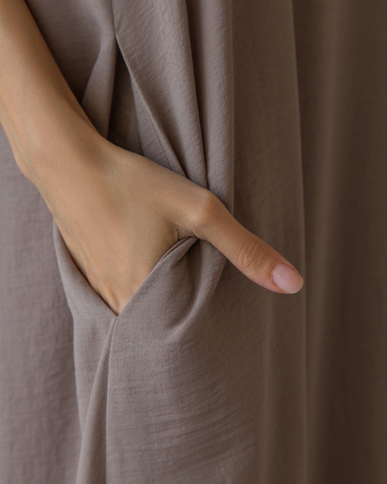 Abaya Basic 1 - cold beige