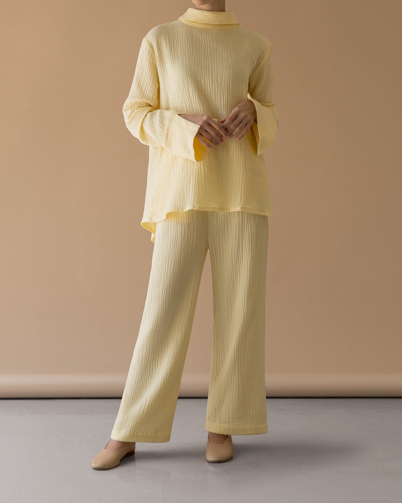 WIDE PANTS - pastel yellow