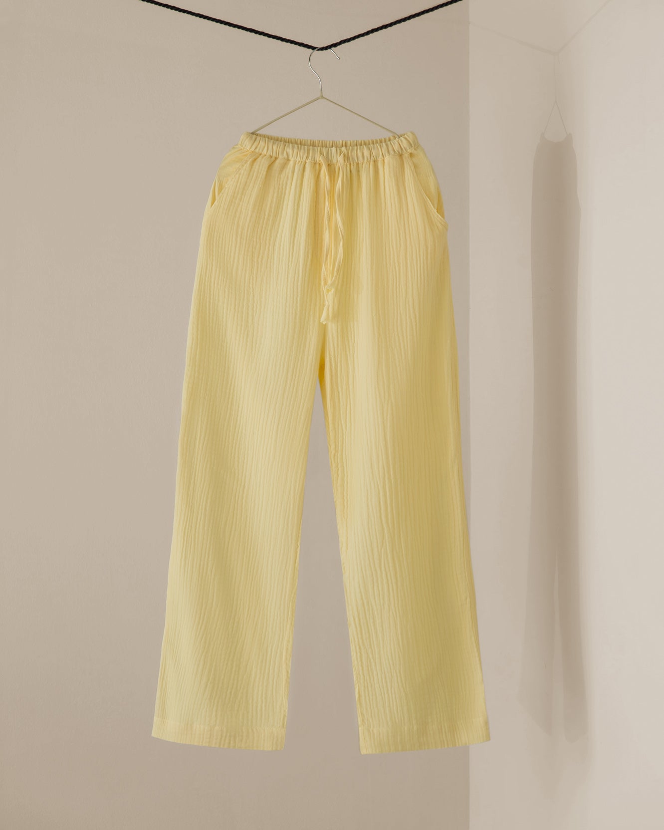 WIDE PANTS - pastel yellow