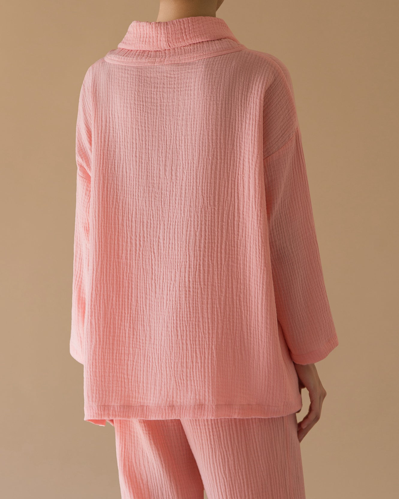 TURTLE NECK BLOUSE - pink
