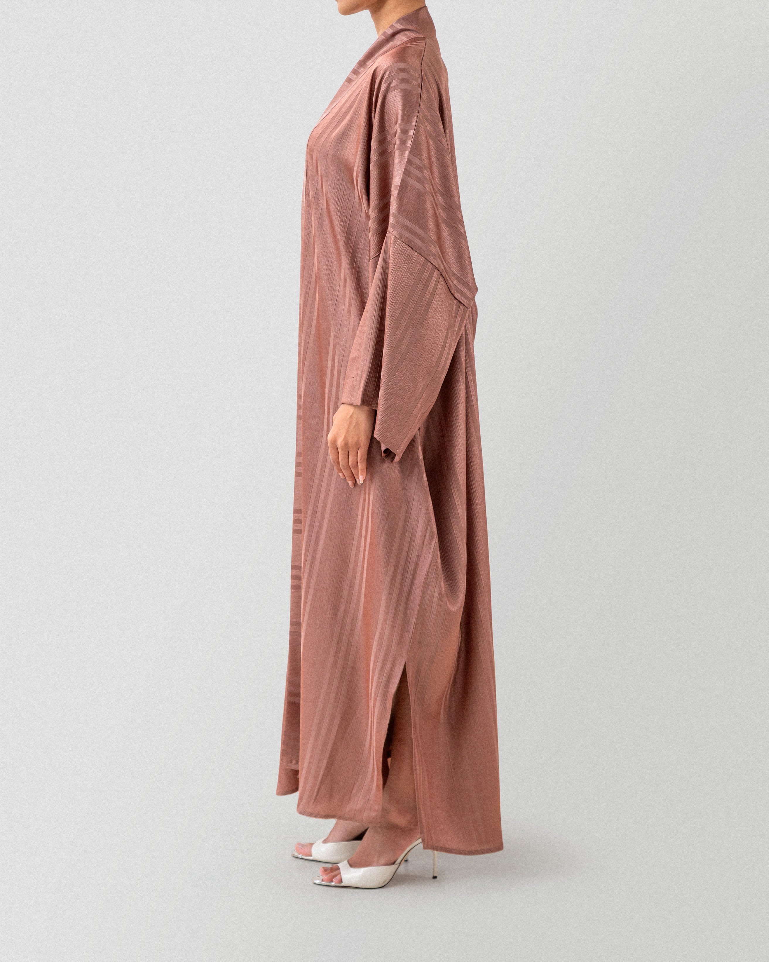 Silent Stripe Abaya in Mocha