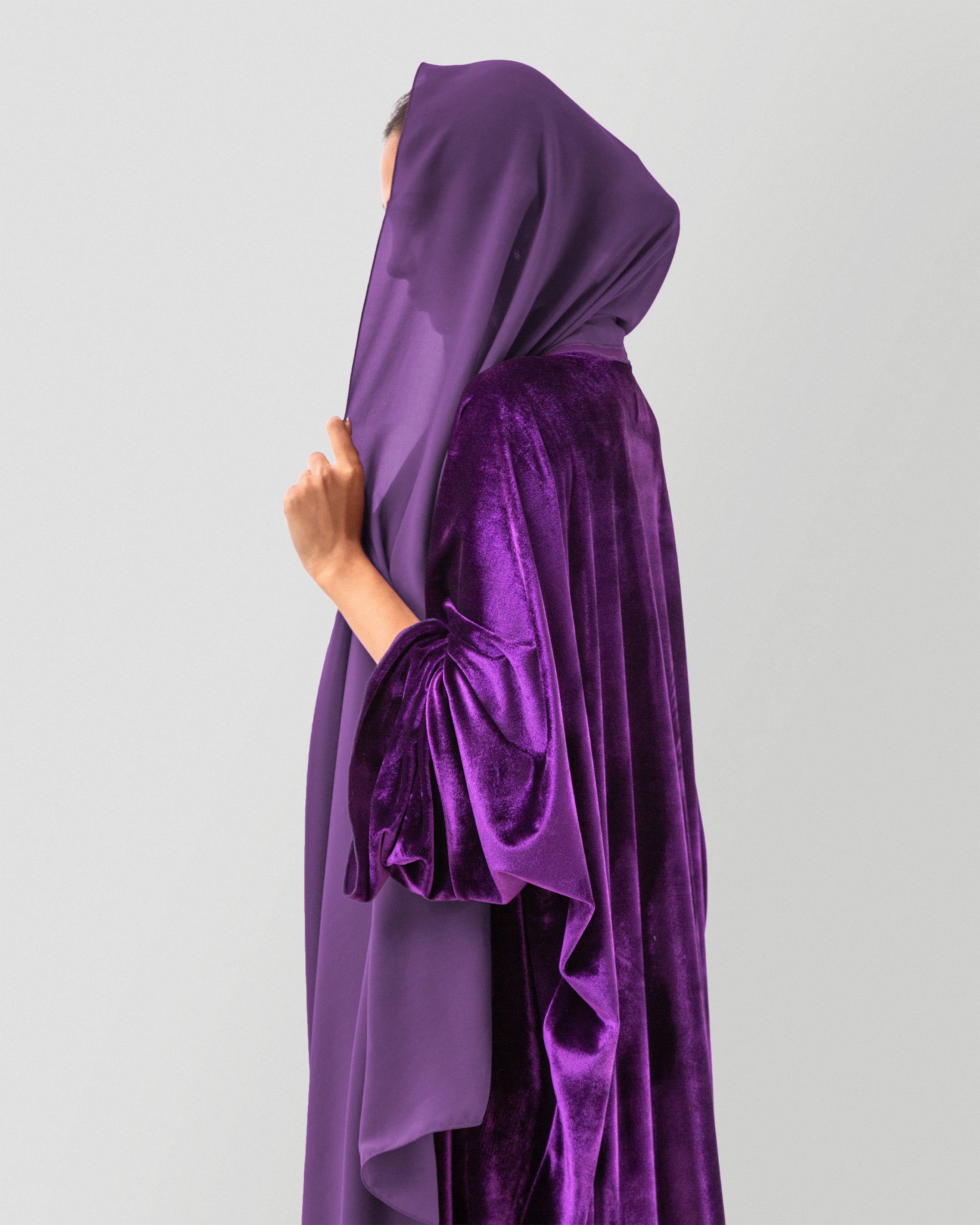 Velvet Amethyst Abaya