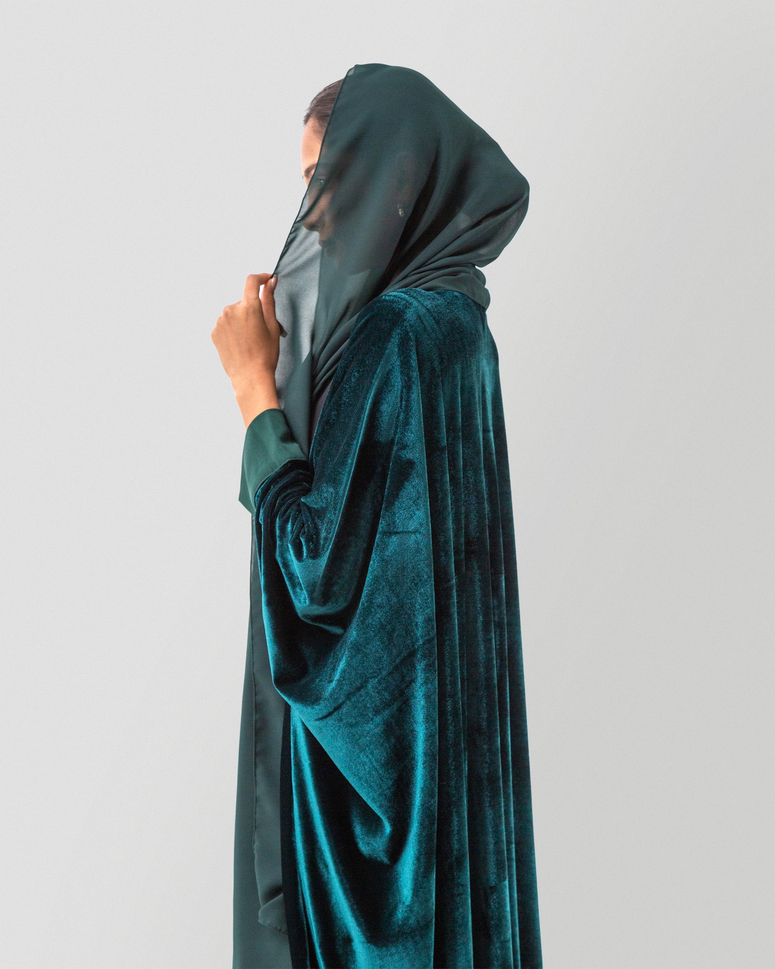 Velvet Solace Abaya in Green