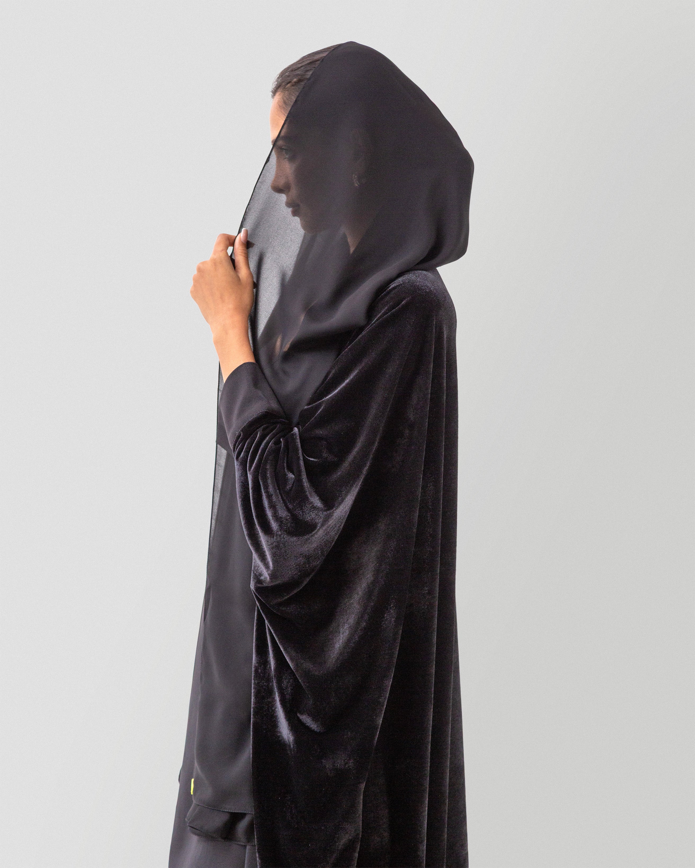 Velvet Solace Abaya in Black