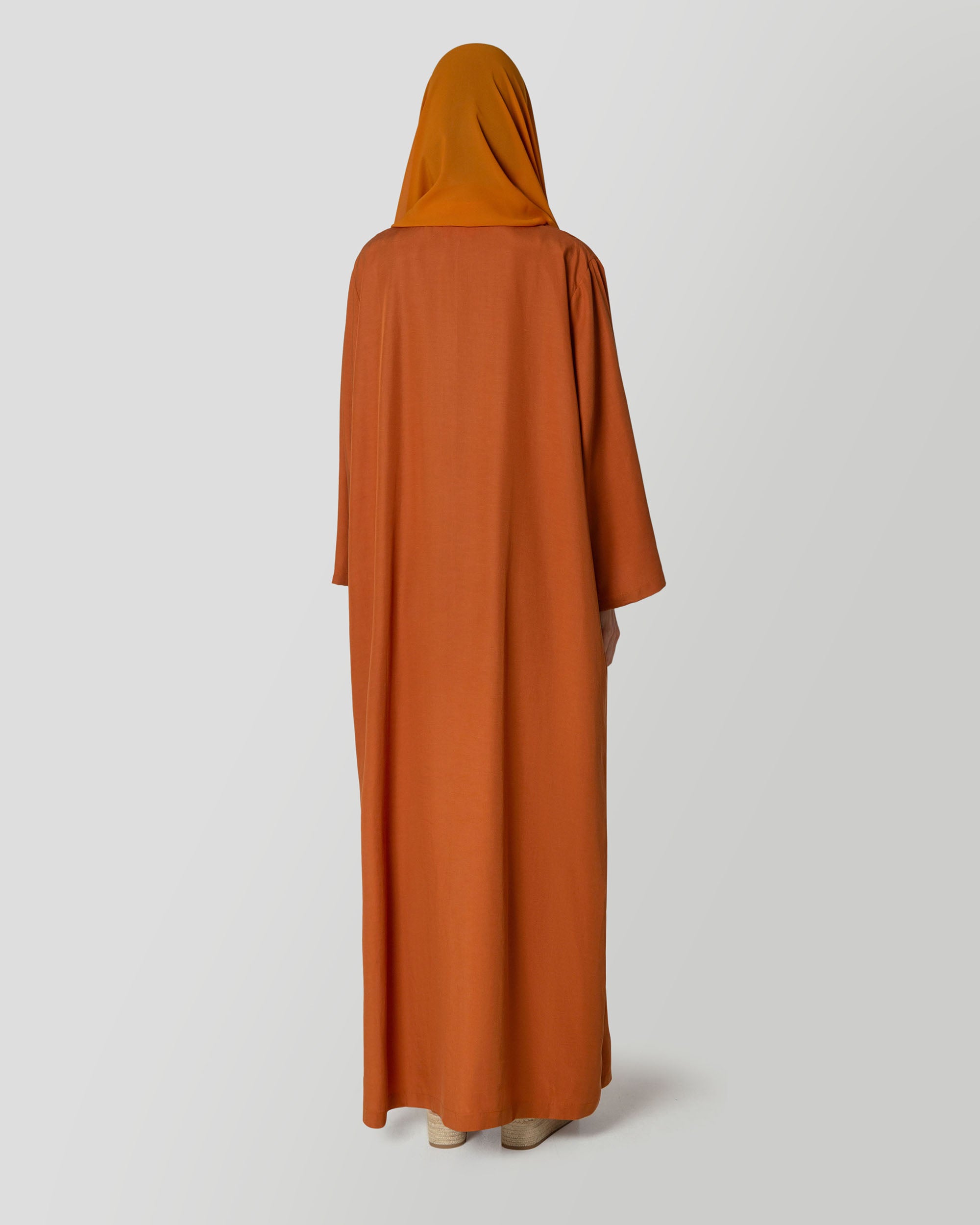 Mila Kaftan in Cinnamon