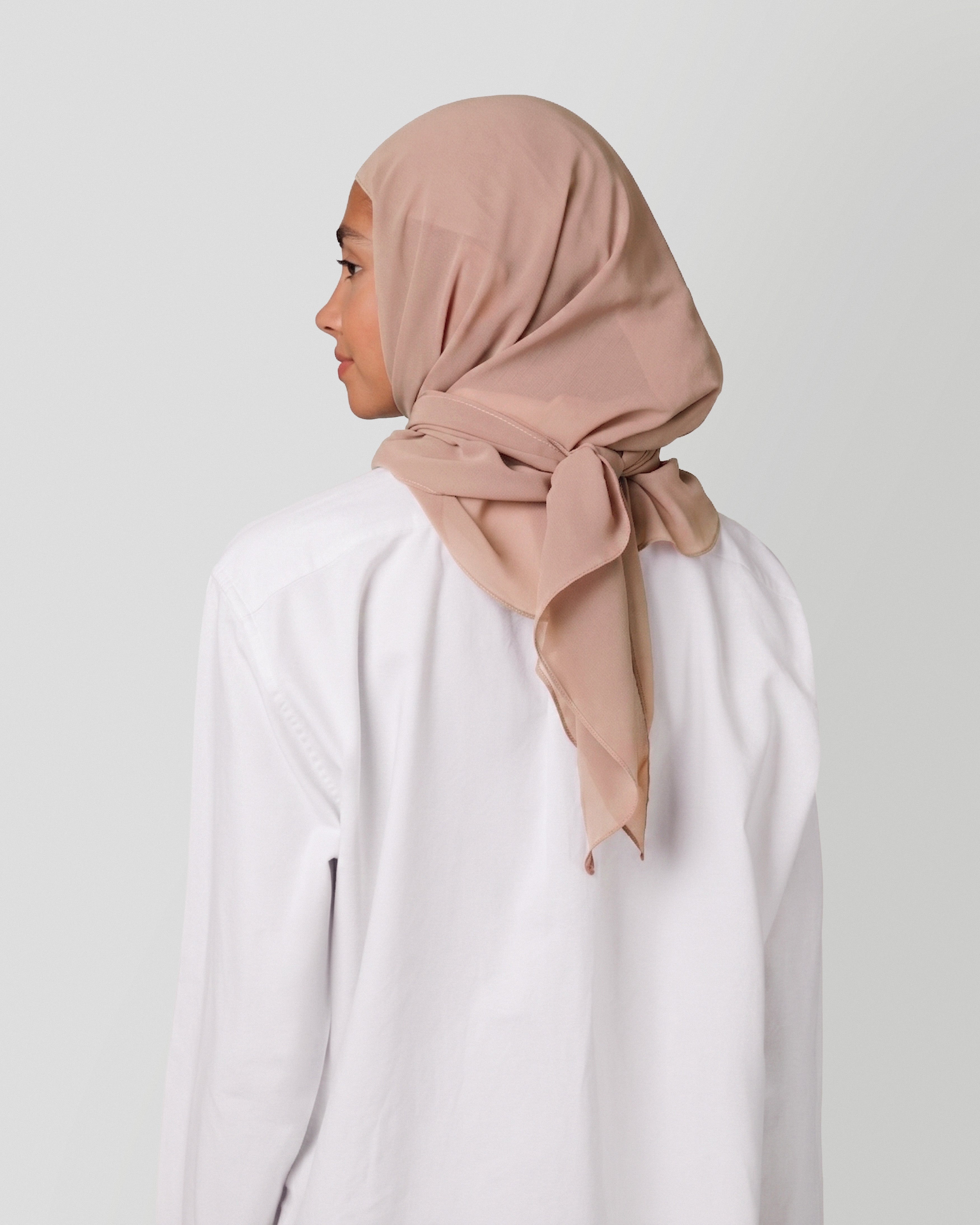 Travel Turban Scarf in Mocha Latte